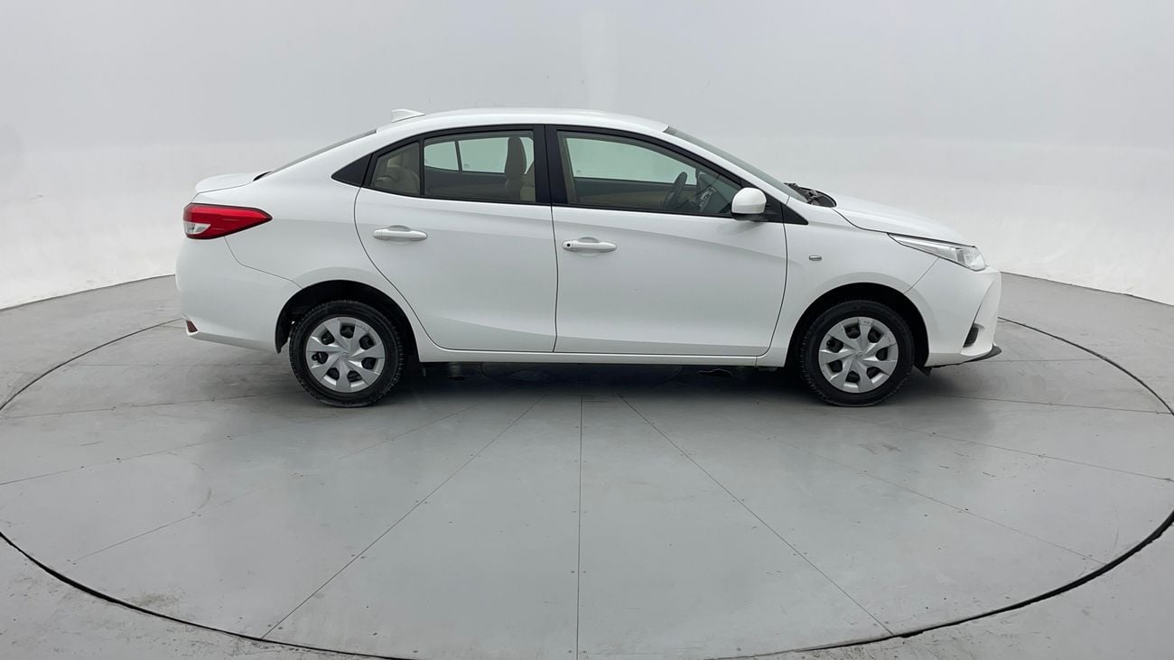 تويوتا يارس SE 1.5 | بدون دفعة مقدمة | اختبار قيادة مجاني للمنزل