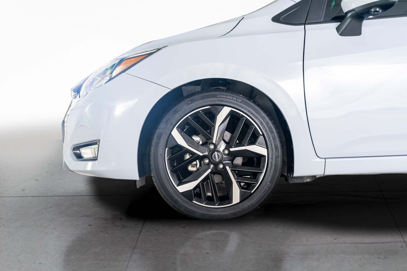 نيسان صني SL 1.6