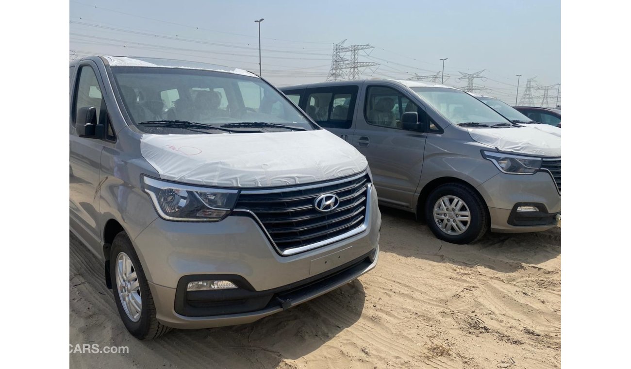 هيونداي H-1 GLS,PETROL,SUNROOF,A/T,2.4L,12 SEATS,2020MY