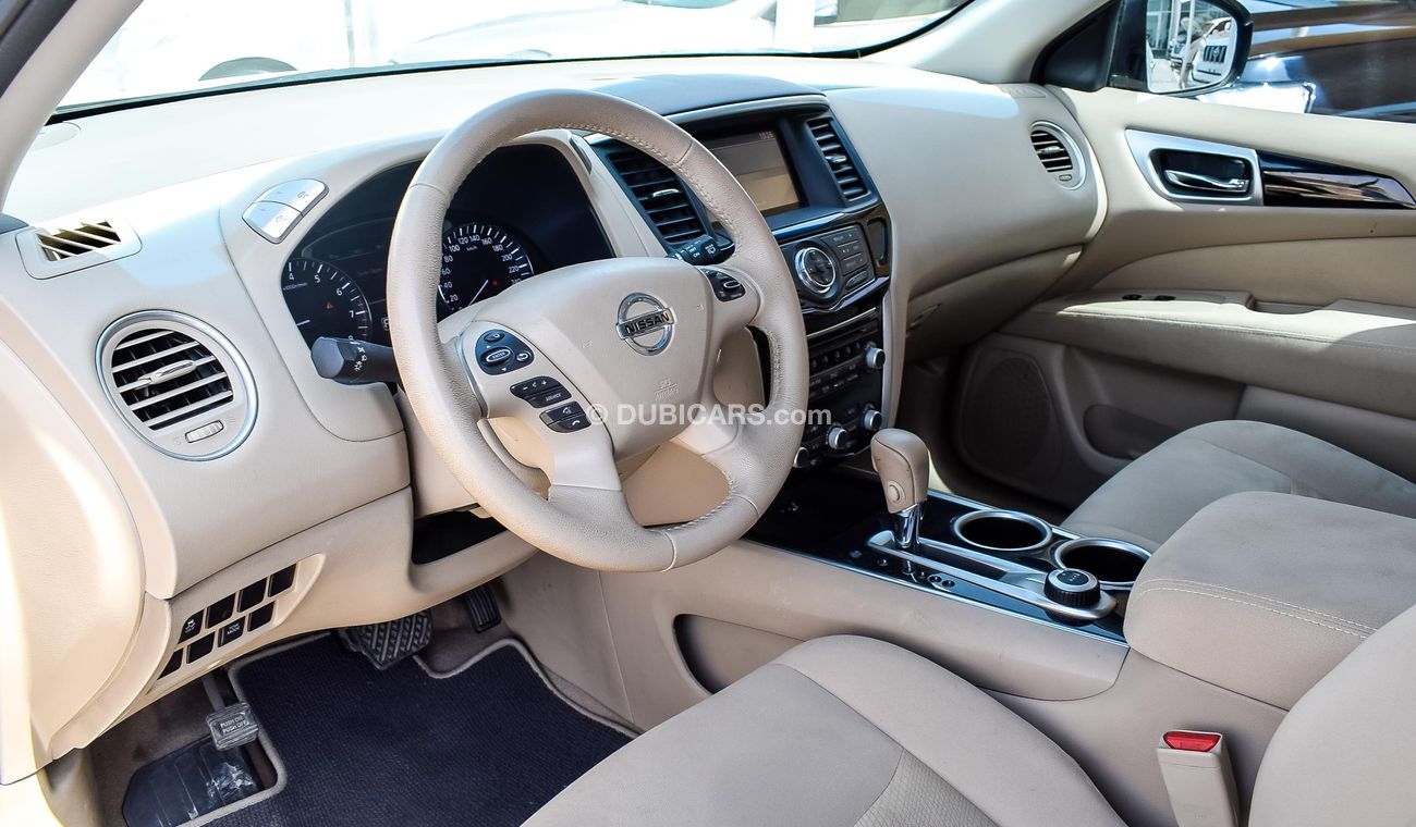 نيسان باثفايندر نحن نقدم : * خدمات تمويل السيارات على البنوك * ضمان ممدد * خدمات التسجيل / التصدير 4 WD