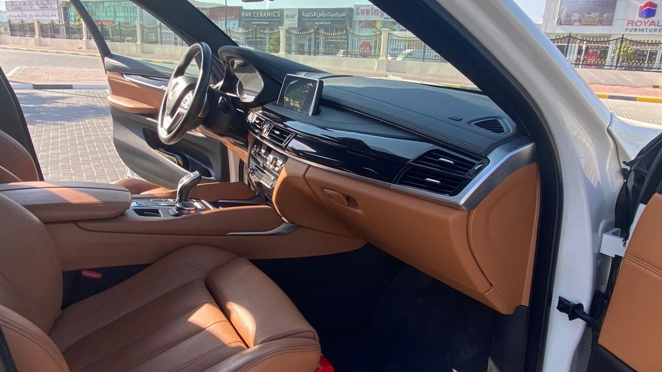بي أم دبليو X6 xDrive40i Masterclass M Sport Package 3.0L
