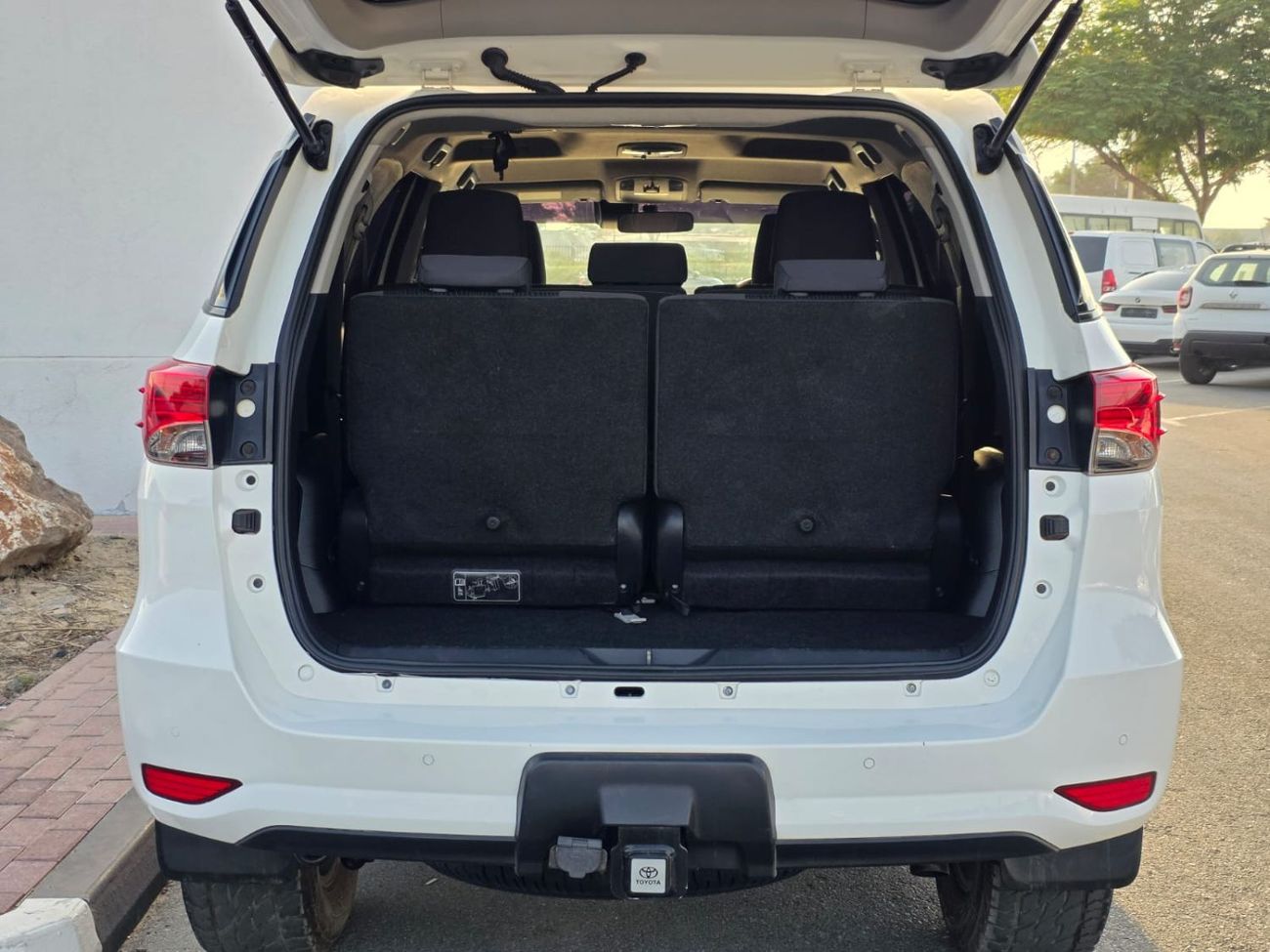 Toyota Fortuner 2022 | RHD | 2.8L DIESEL ENGINE | AUTOMATIC TRANSMISSION | BULL BAR INSTALLED