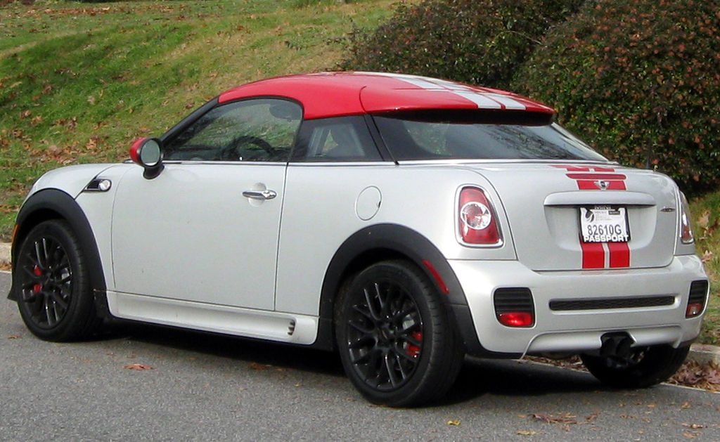 Mini Cooper Roadster exterior - Rear Right Angled