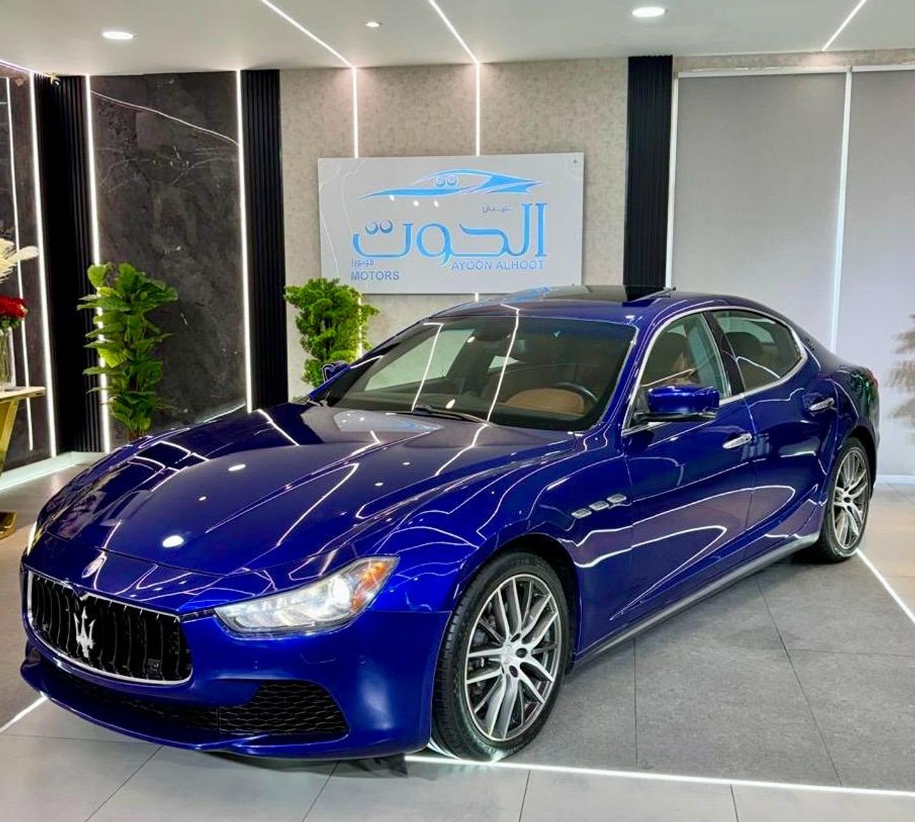 Maserati Ghibli S Q4 3.0L (345 HP) AMAZING BLUE COLOR MASERATI GHIBLI SQ4 V6 || GCC || FREE ACCIDENT || HIGHEST CATE