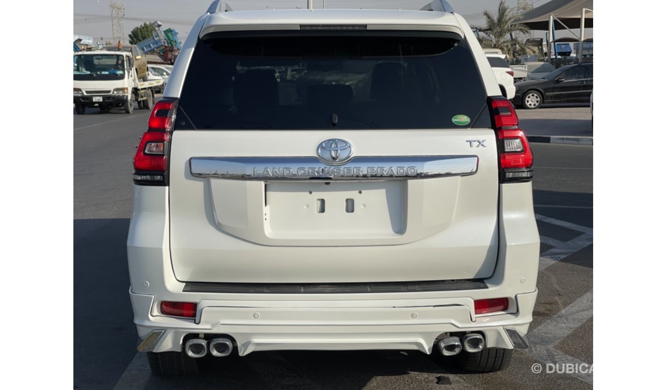 Toyota Prado Toyota prado Diesel engine 2.7 model 2017 from japan white color 7 seater car very clean and good co