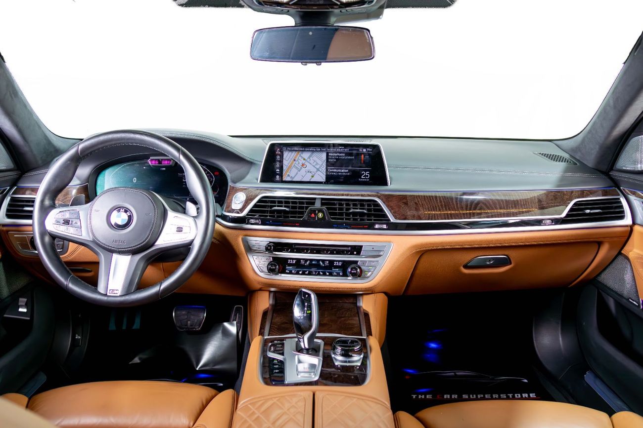 بي أم دبليو 750Li M Sport 4.4L (443 HP)