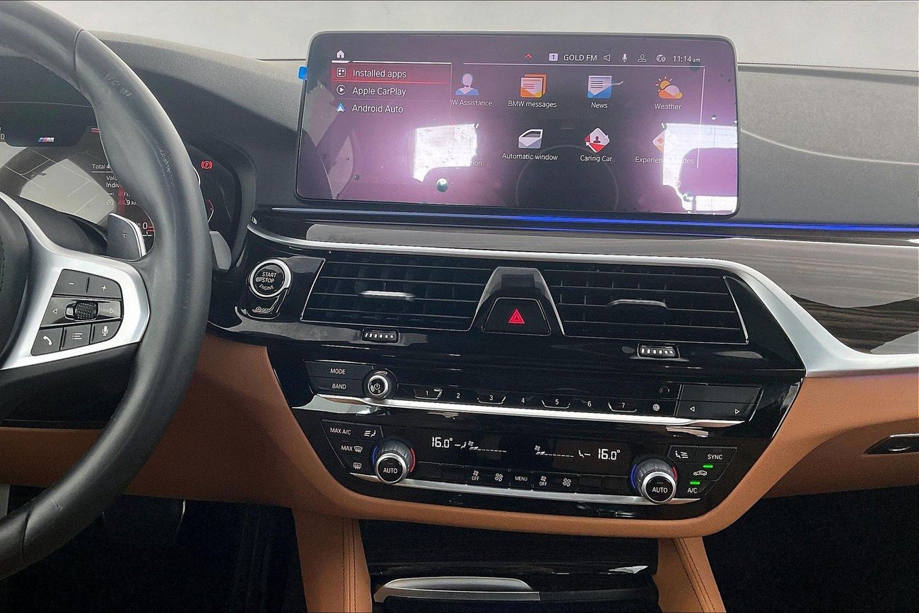 بي أم دبليو 520i M Sport | شامل الضمان | 0 ﺪﻔﻋﺓ ﺃﻮﻟﻯ