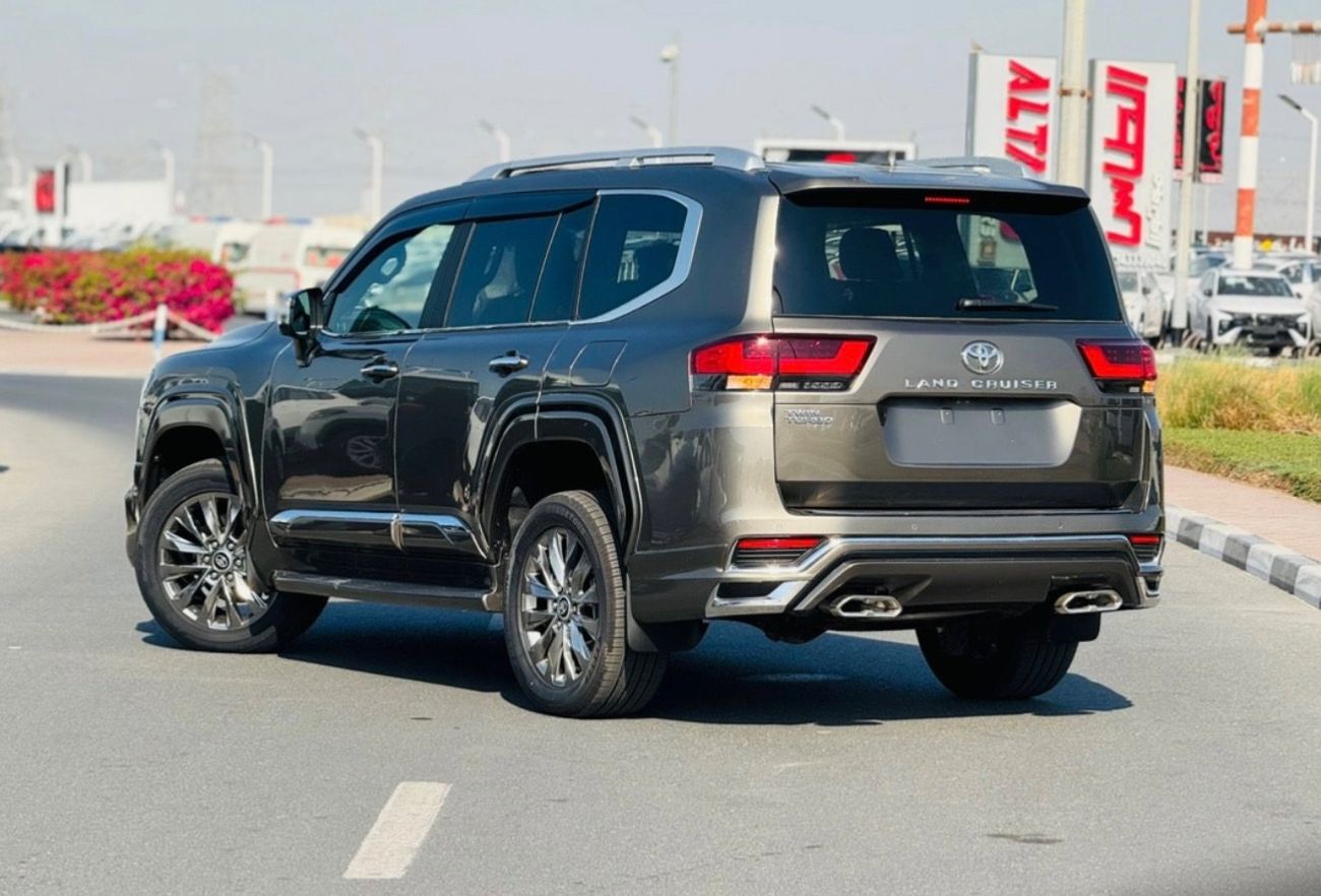 تويوتا لاند كروزر Toyota Land Cruiser model 2024 Fuel diesel full option VXR