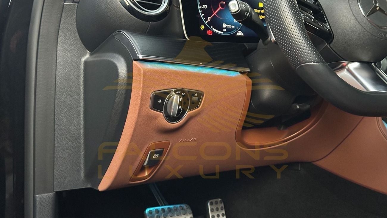 مرسيدس بنز E300 Premium 2.0L