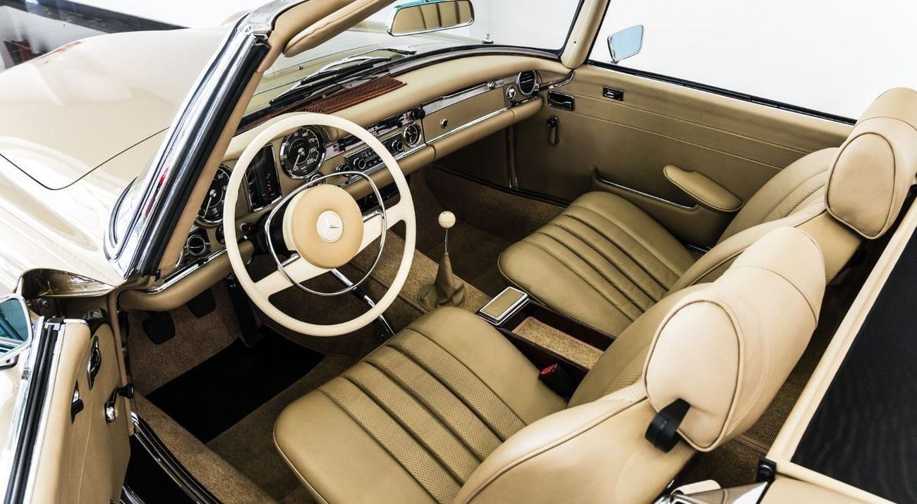 Mercedes Benz 280SL 