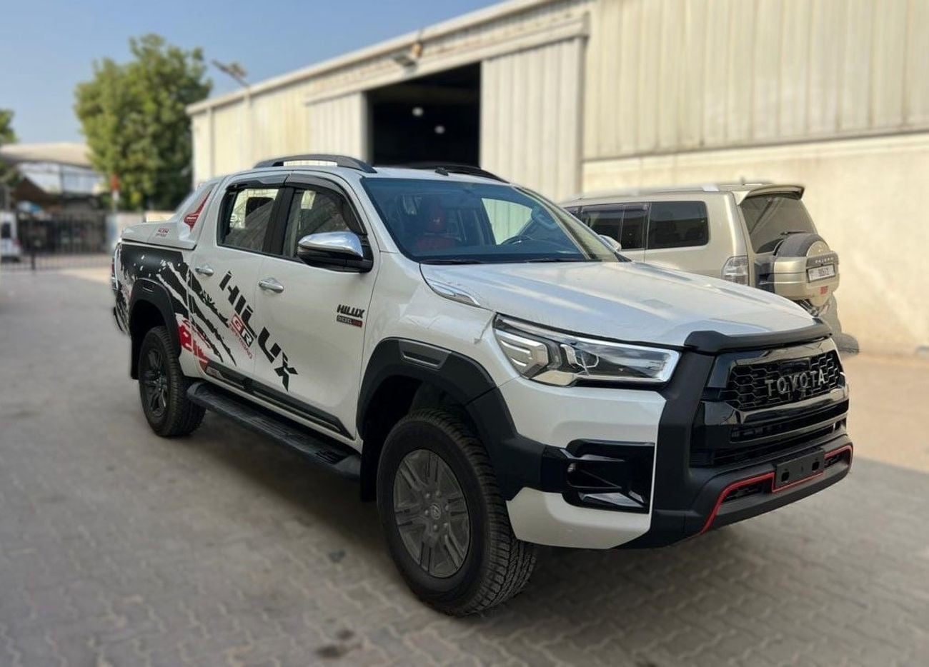 Toyota Hilux GR-SPORTS DIESEL AUTOMATIC 4-CYLINDER PICK UP GR-SPORTS 2.4L DIESEL A/T MY2026