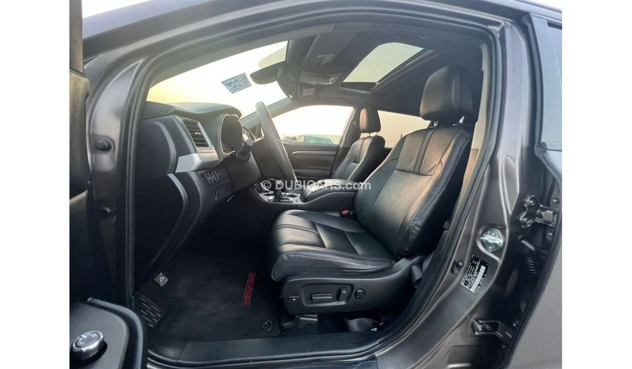 Toyota Highlander *Offer*2019 Toyota Highlander SE -FULL Option 3.5L V6 /