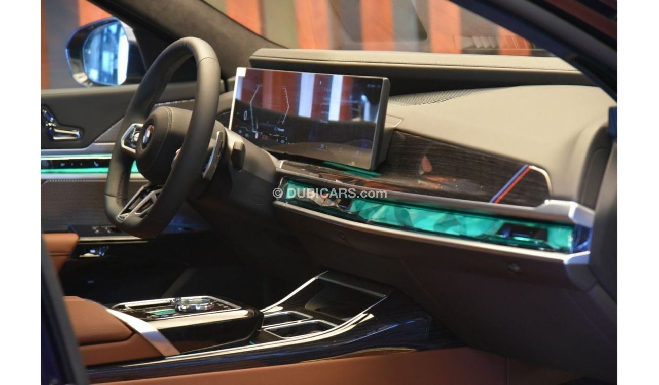 BMW 735 ✔ 735I M KIT ✔ 5 YEARS WARRANTY ✔ GCC Specs