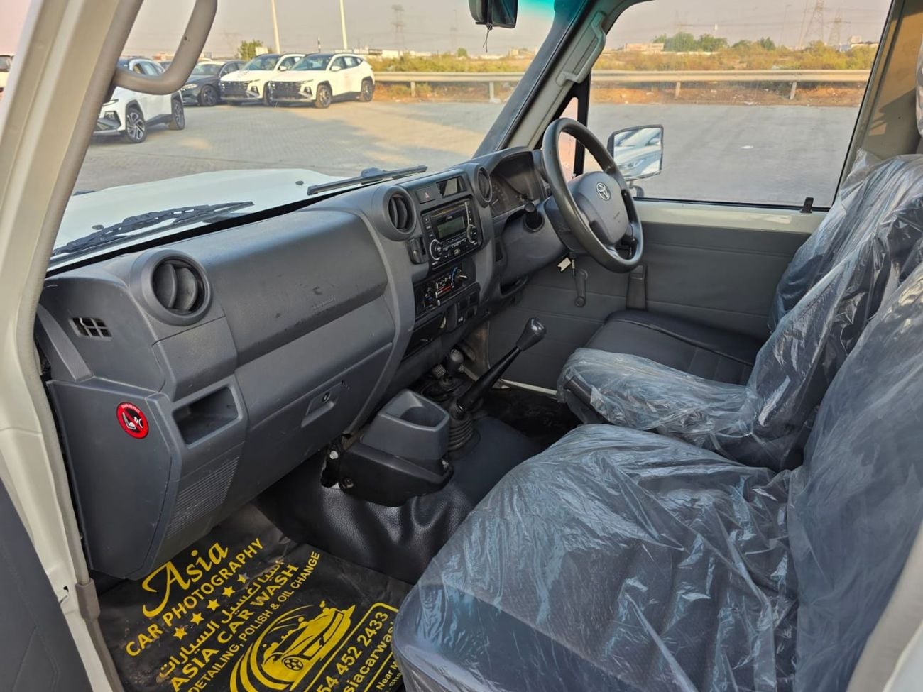 Toyota Land Cruiser Pick Up RIGHT HAND VEHICLE ONLY FOR EXPORT 4.5 LITER