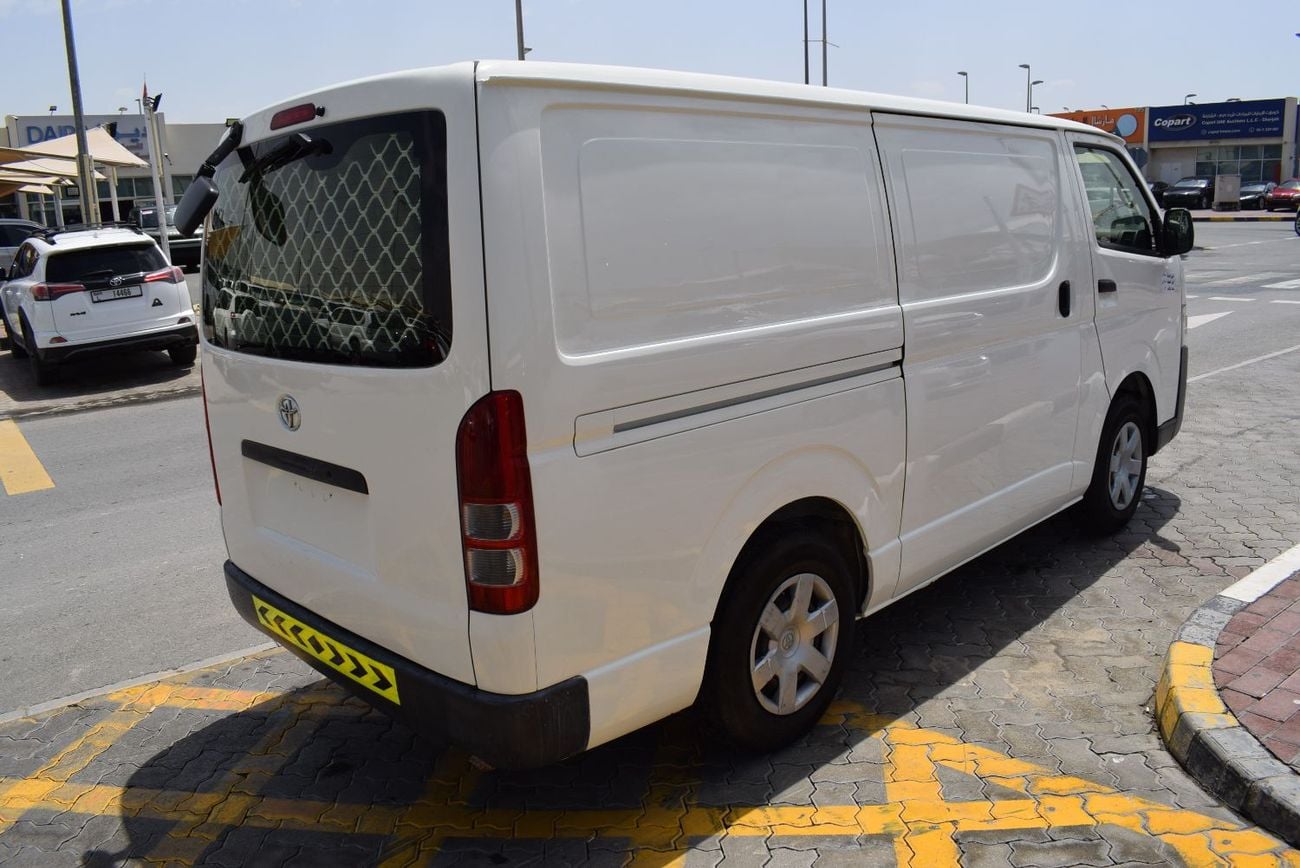 تويوتا هاياس GL -Standard Roof  Panal Van 2.7L