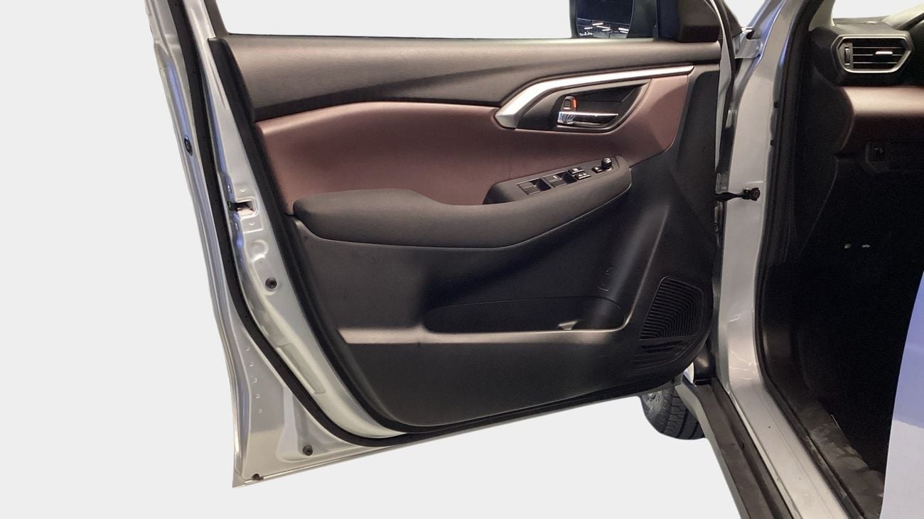 تويوتا أوربان كروزر 1.5 MHEV GL AUTO | شامل الضمان | 0 ﺪﻔﻋﺓ ﺃﻮﻟﻯ