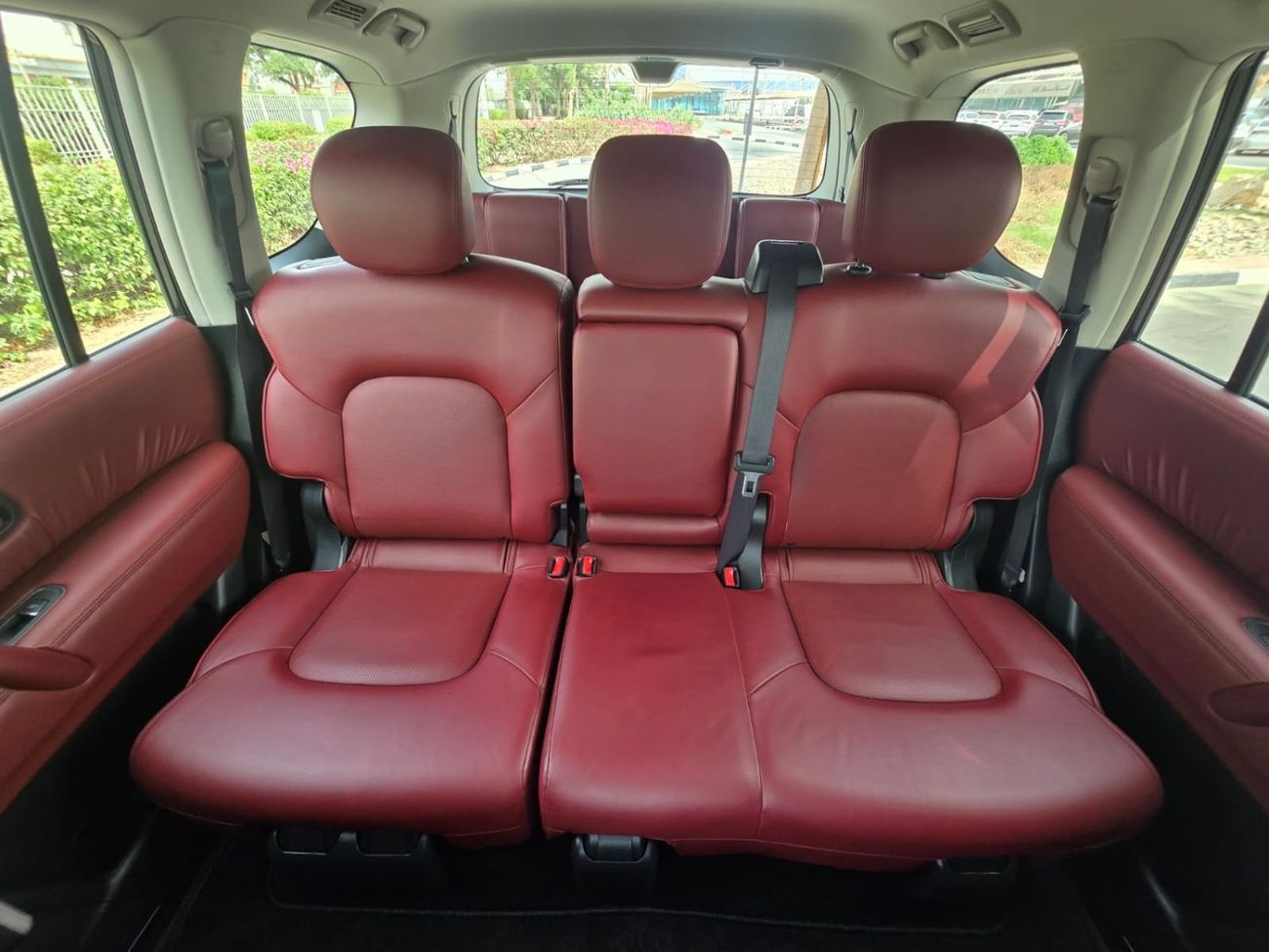 Nissan Patrol LE Titanium 5.6L 2022 GCC LOW MILEAGE SINGLE OWNER IN MINT CONDITION