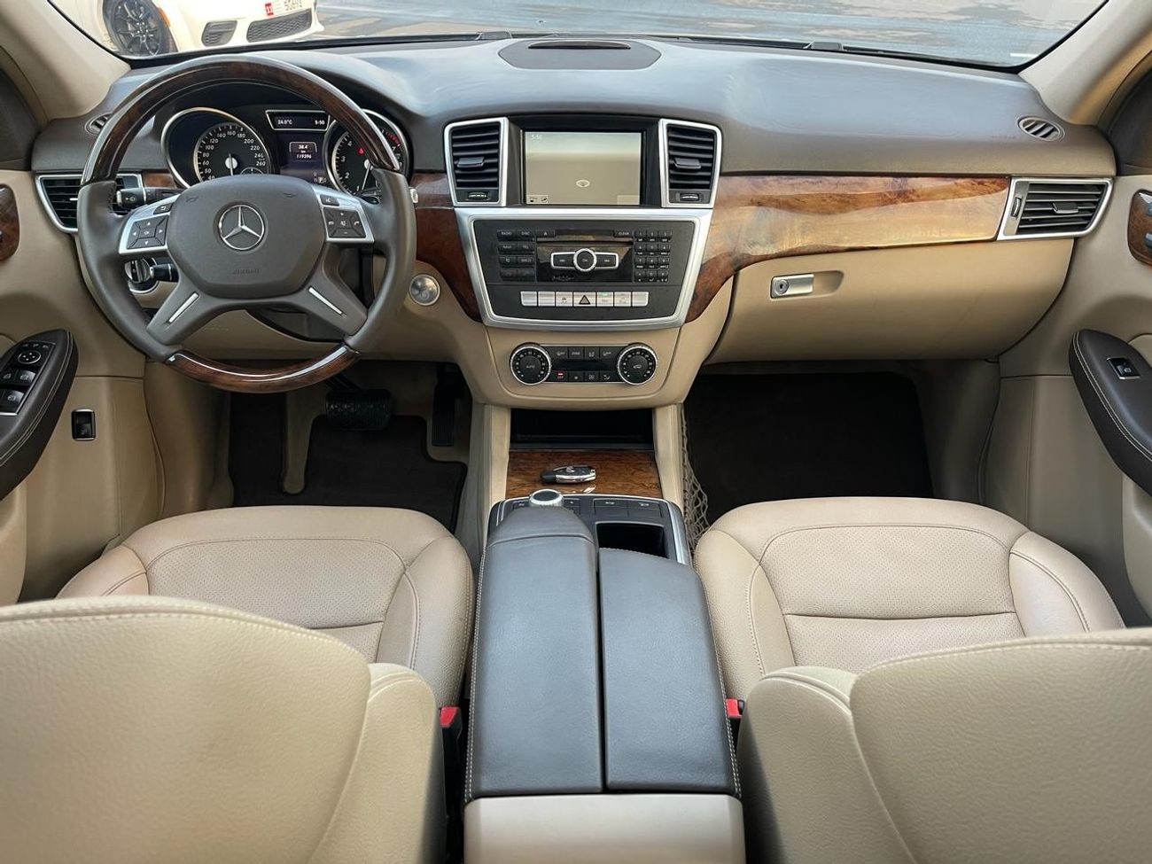 Mercedes-Benz ML 400 AMG Mercedes ML 400_Gcc_2015_Excellent_Condition _Full option