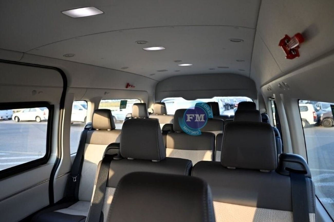 Toyota Hiace Highroof 3.5L  Petrol 13 Seater Manual