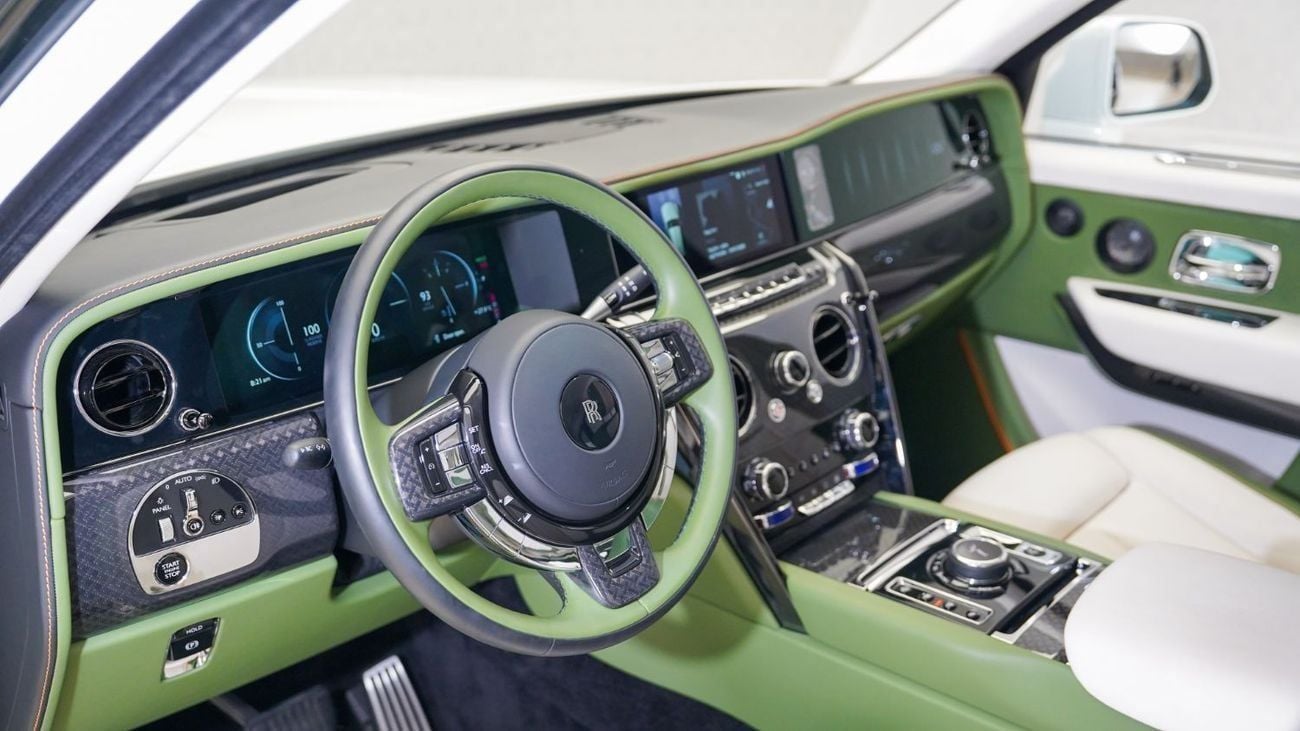 رولز رويس كولينان Cullinan Black Badge | AED 31,683 PM | Warranty-Service September 2028 | GCC