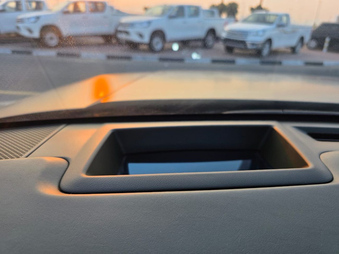 Hyundai Santa Fe 2024 Santa Fe Calligraphy Two sunroof , 360 camera and auto parking system