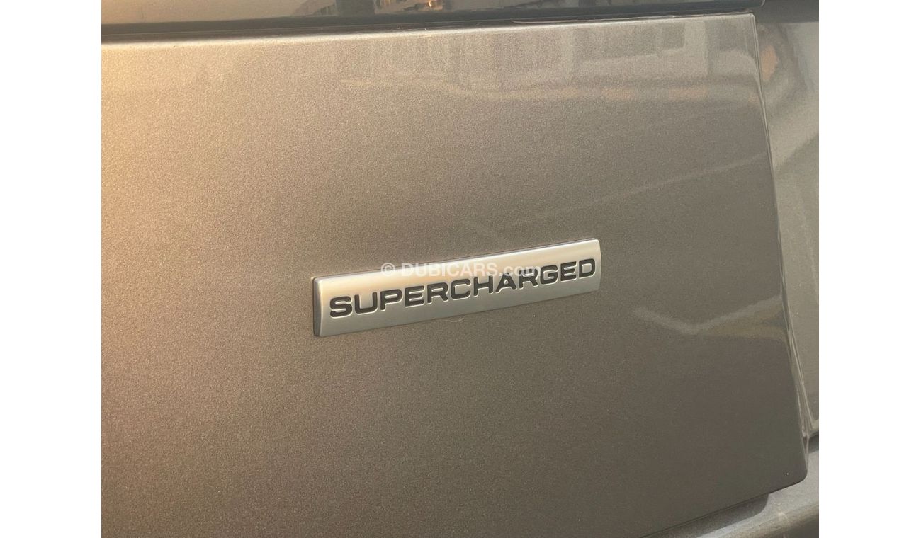 Land Rover Range Rover Model 2016 5L - 4X4 AWD / EXCELLENT condition