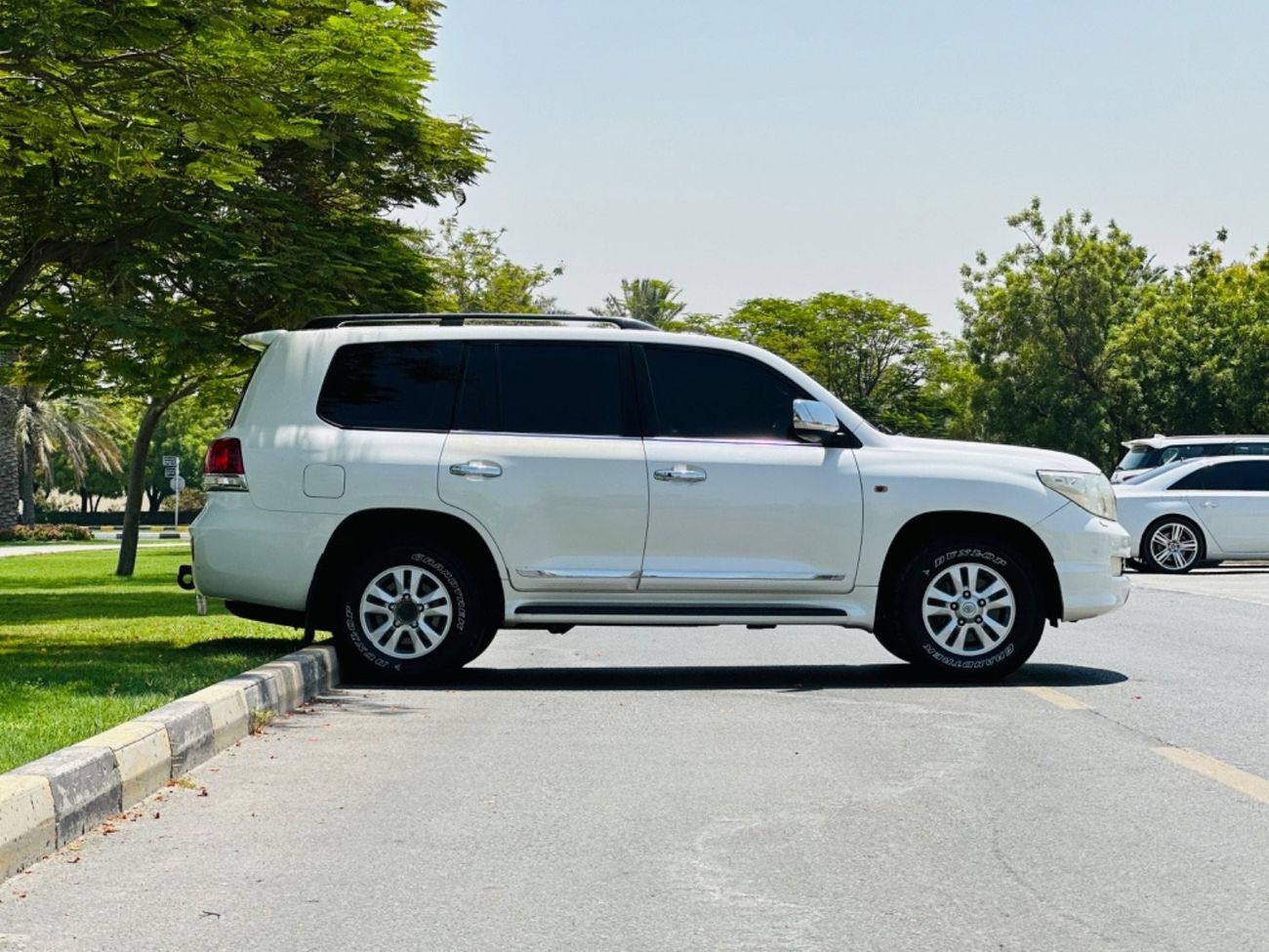 Toyota Land Cruiser TOYOTA LAND CRUSER MODEL 2009 GCC SPACE V6 GXR