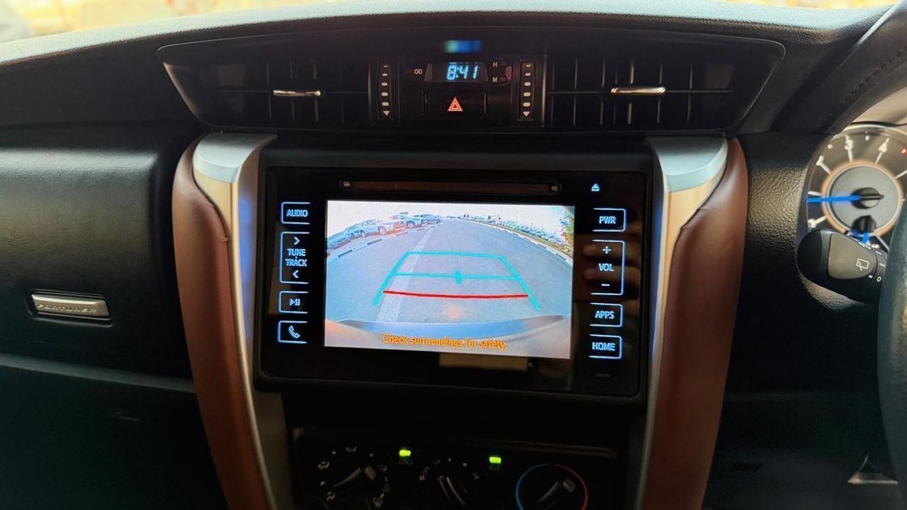 تويوتا فورتونر -