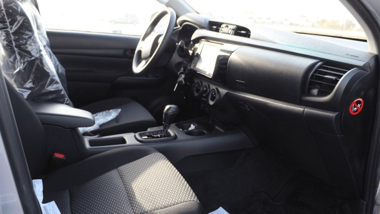 Toyota Hilux SGLX HILUX 2.4L AT DIESEL MED OPTION