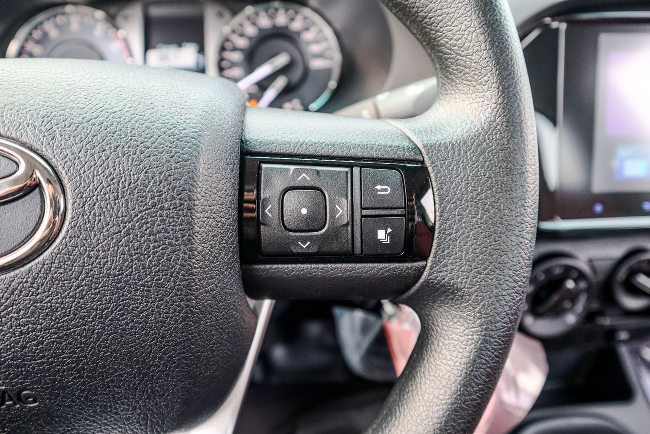 تويوتا هيلوكس toyota hilux single cab (TGN126) 2.7L Pick-up 4WD 2 Doors manual 2026 model without diff lock