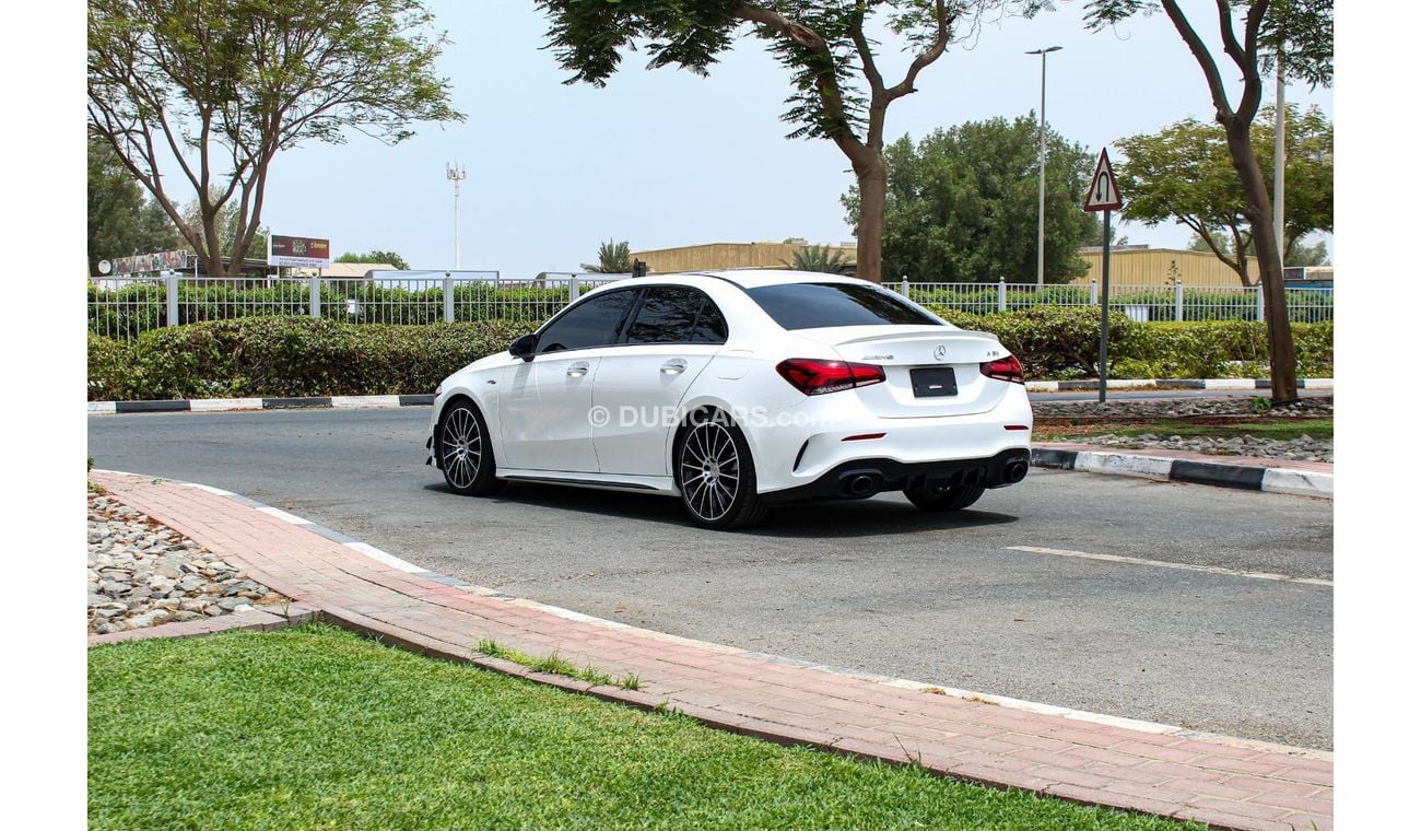 Mercedes-Benz A 35 AMG Premium + MERCEDES-BENZ A35 AMG
