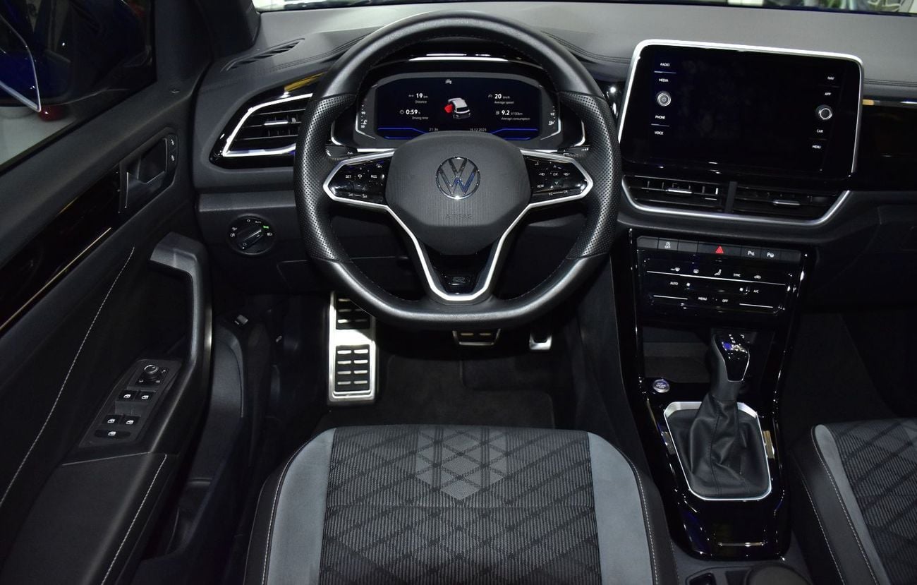 فولكس واجن T ROC EXCELLENT DEAL for our Volkswagen T-ROC R-Line ( 2023 Model ) in Blue Color GCC Specs