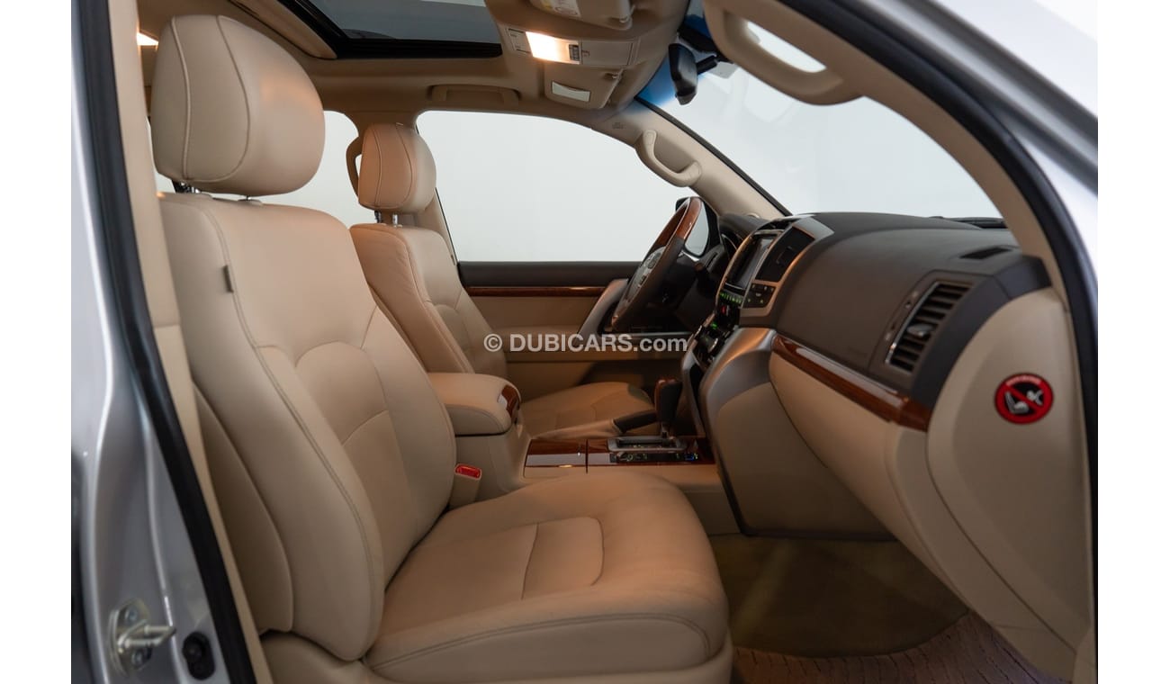 Toyota Land Cruiser VXR 2014 Toyota Landcruiser VXR 4.6L V8 / Full Service History