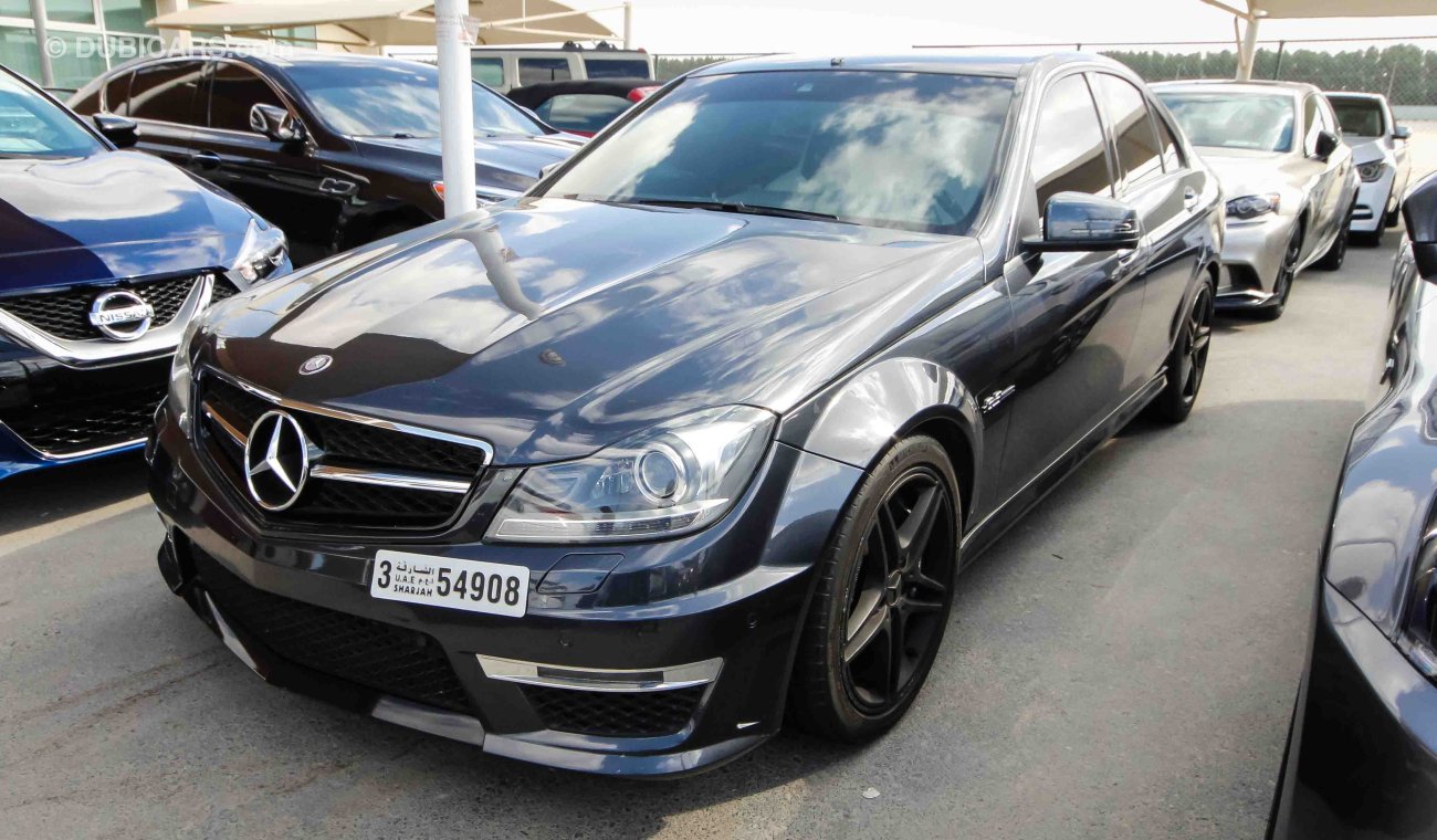 Mercedes-Benz C 63 AMG