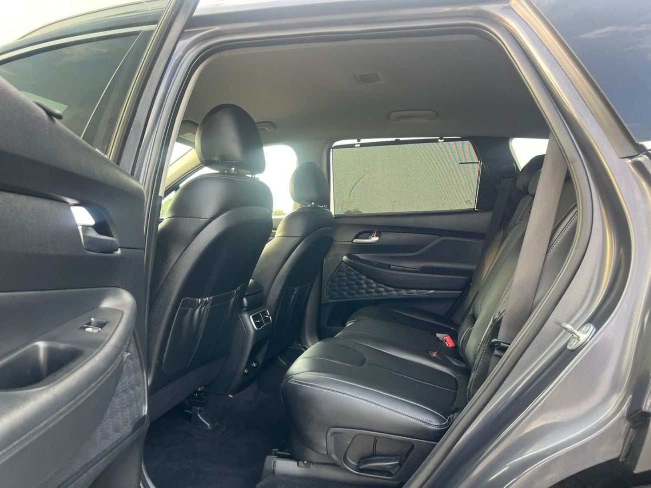 هيونداي سانتا في PREMIUM 2021 Hyundai Santafe FE Hybrid 1.6L V4 - AWD 4x4 -Push Strad - Auto Trunk - Leather Seat - Rear Came