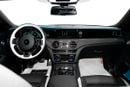 رولز رويس جوست Black Badge 6.6L BLACK BADGE | DELIVERY MILEAGE | STARLIGHT | REAR TVS | CARBON RIMS
