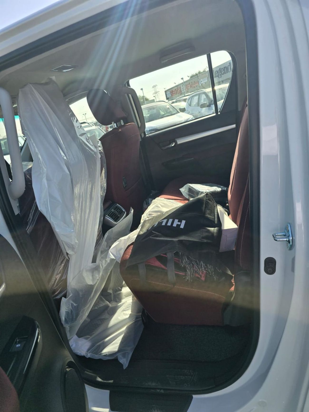 Toyota Hilux TOYOTA HILUX SAUDI 2.7L FULL OPTION 2026