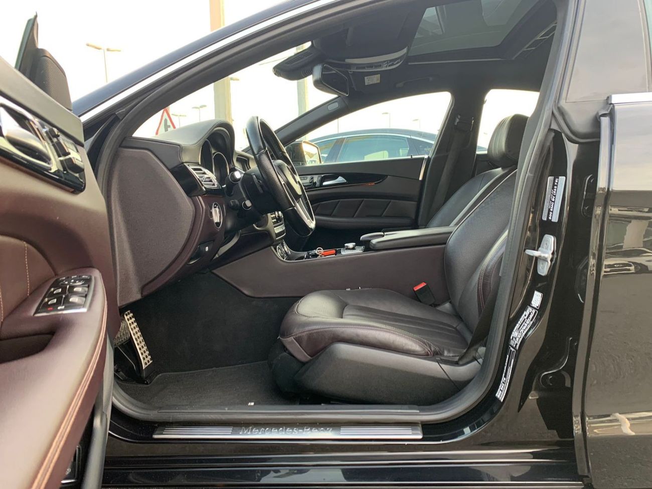 Mercedes-Benz CLS 500 Std Mercedes CLS 500_GCC_2014_Excellent Condition _Full option