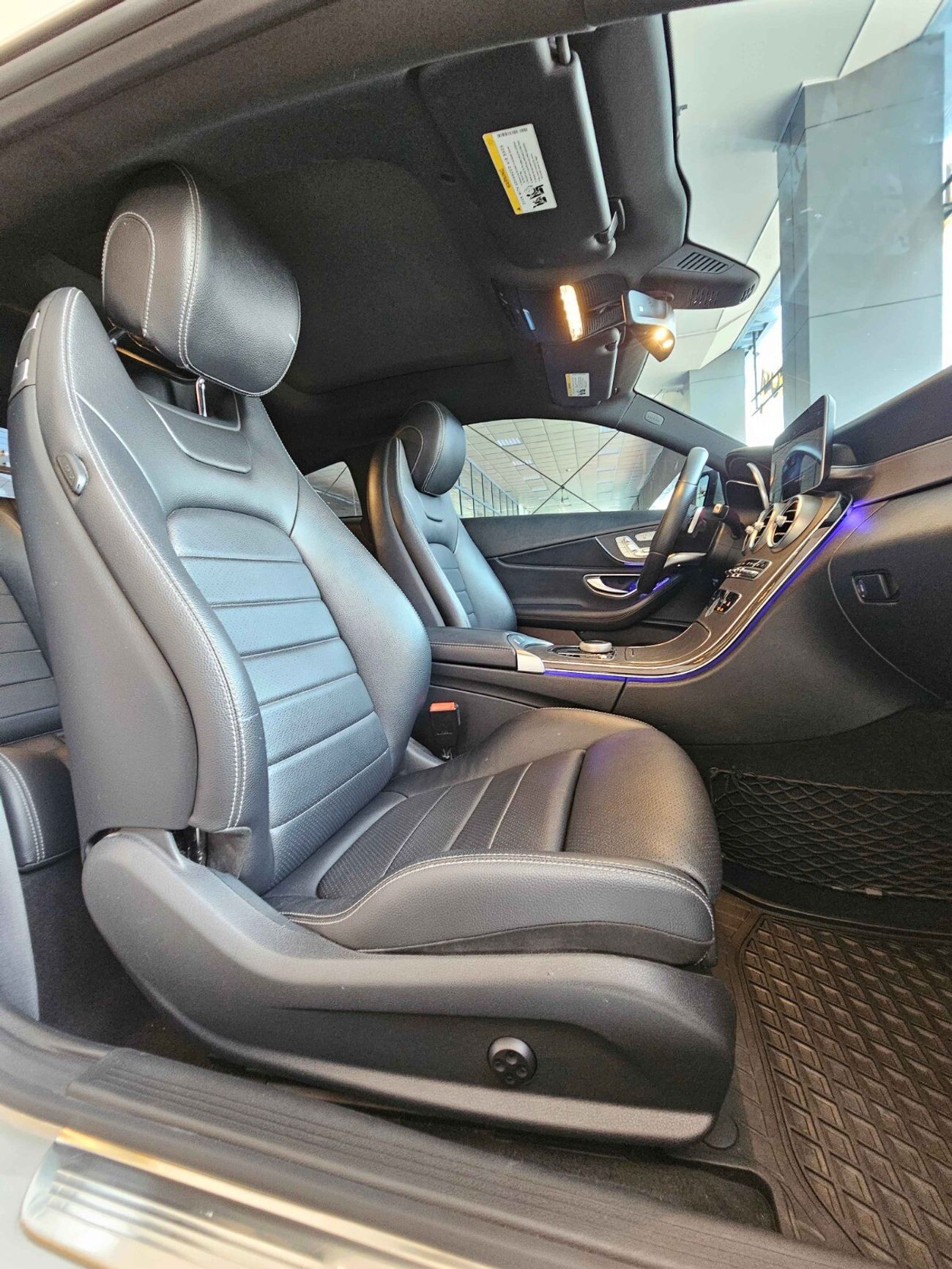 مرسيدس بنز C 300 كوبيه / ECO TURBO V4 / COUPE / MOON ROOF/ 1343 MONTHLY / LOT#06911