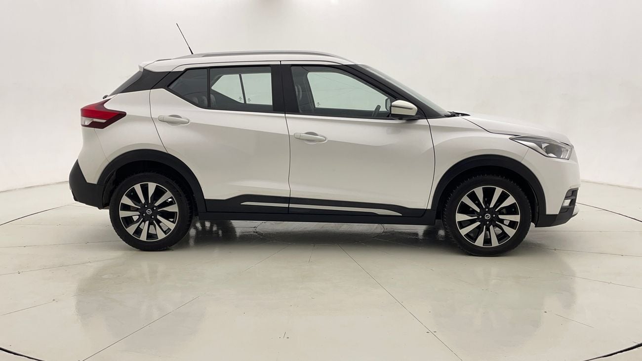 Nissan Kicks SL 1.6 | Zero Down Payment | Home Test Drive