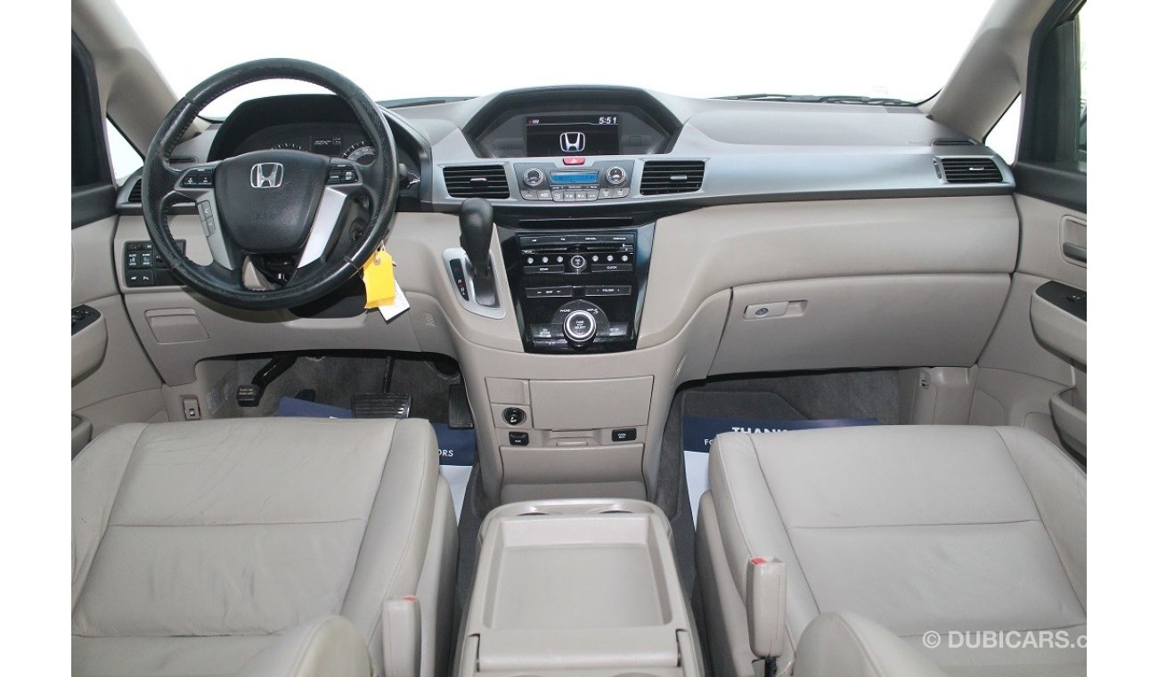 Honda Odyssey 3.5L AUT 2011 MODEL WITH REAR CAMERA CRUISE CONTROL AND SUNROOF