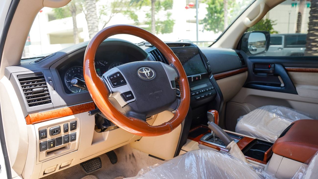 Toyota Land Cruiser GXR