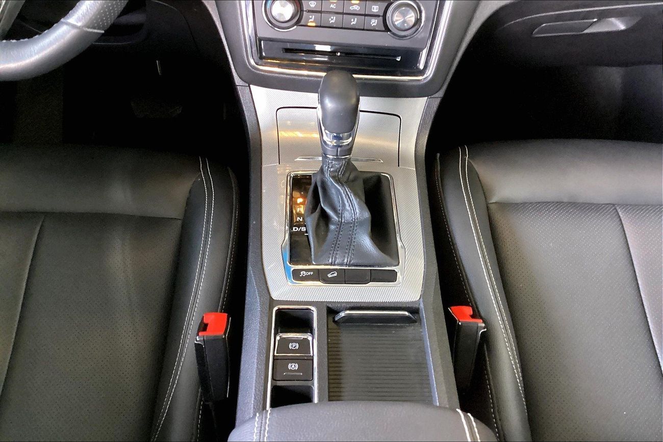 أم جي RX5 Luxury | شامل الضمان | 0 ﺪﻔﻋﺓ ﺃﻮﻟﻯ