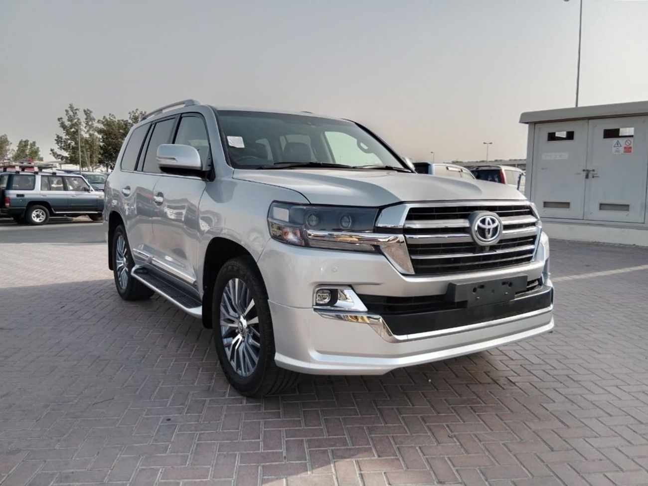 تويوتا لاند كروزر TOYOTA LAND CRUISER RIGHT HAND DRIVE (PM1450)