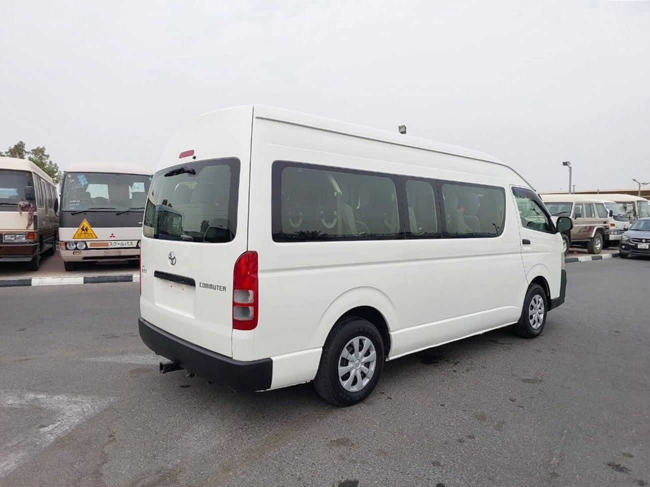 تويوتا هاياس TOYOTA HIACE COMMUTER VAN RHD 2012 MODEL 3.0 L DIESEL AUTOMATIC(PM14430)