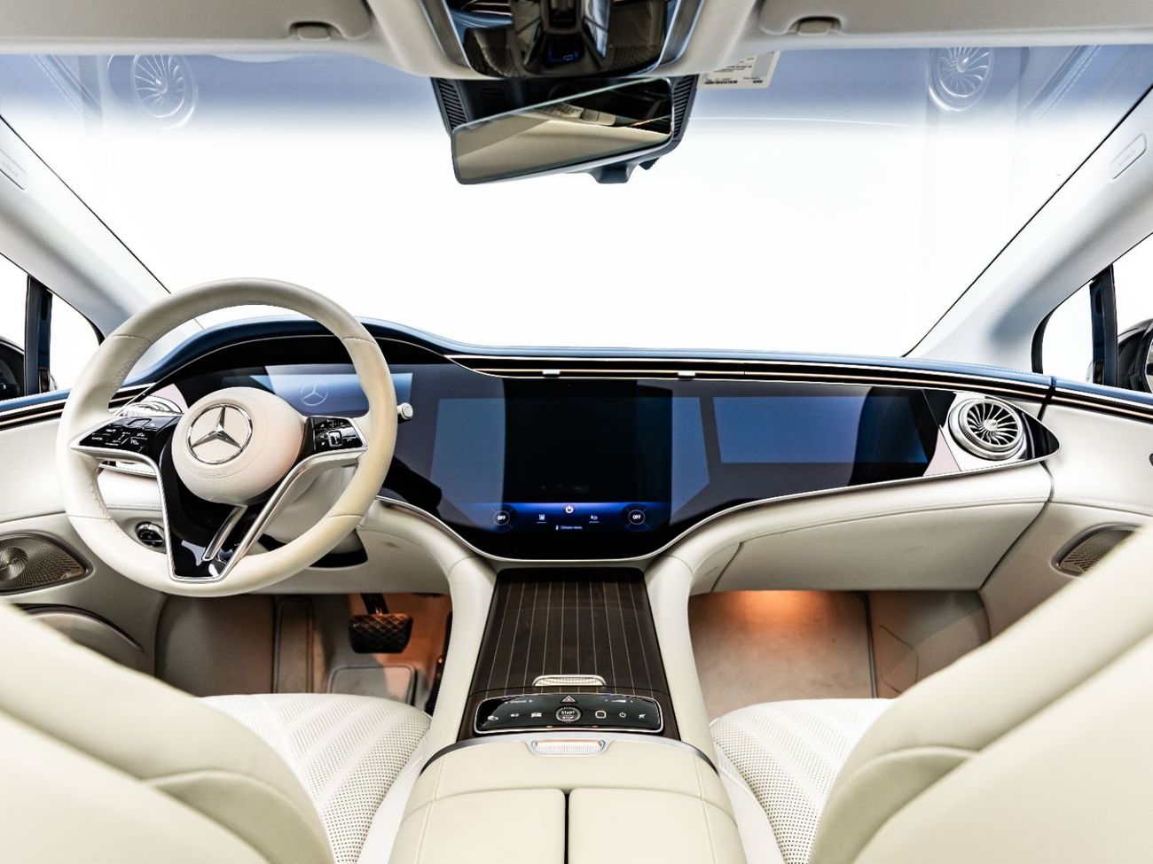 Mercedes-Benz EQS 580 Premium + 2024 Mercedes EQS580 Edition One 4-Matic, 2029 Mercedes Warranty + Service Contract, Low K