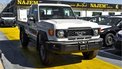 Toyota Land Cruiser Pick Up LX 4.0L V6 Petrol Single Cabin M/T