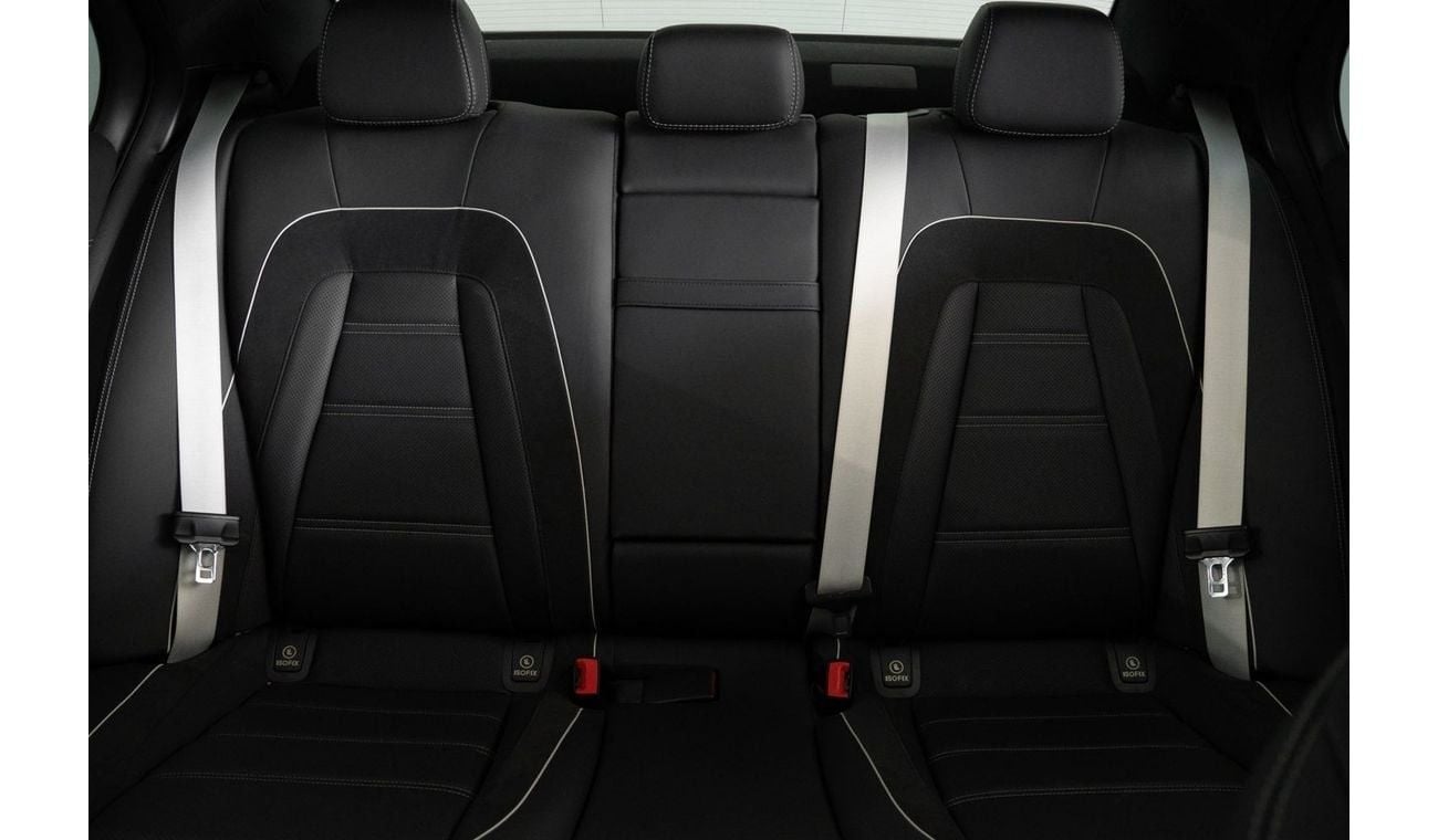 Mercedes-Benz E 63 S AMG Std 4.0L