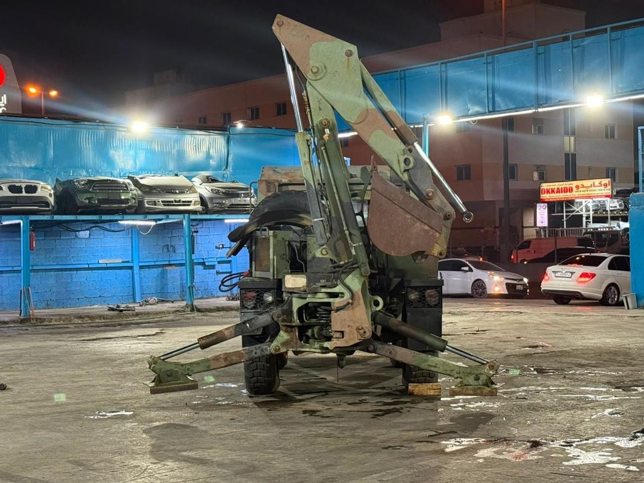 مرسيدس بنز يونيموغ ميليتاري لودر MILITARY LOADER (NON GCC)