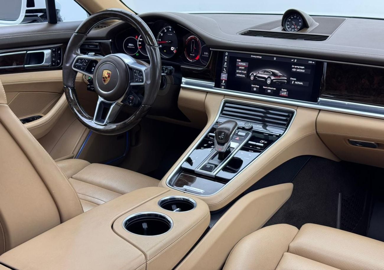 بورش باناميرا 4S 2.9L 2018 Porsche Panamera 4S, Full Porsche Service History, Sport Chrono Package, GCC2018 Porsch